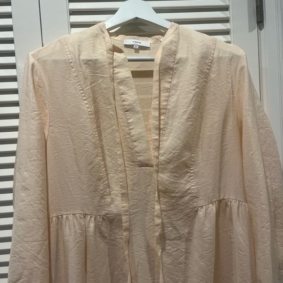 Vince tiered dress excellent condition lined cuffed sleeves  classic old money - Picture 7 of 9